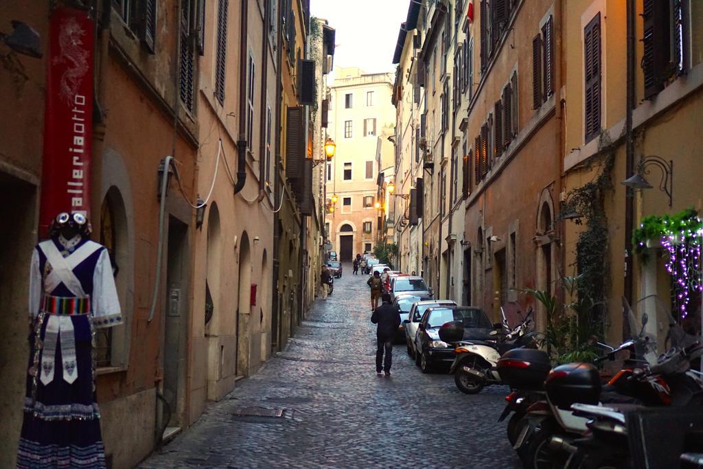 Romenjoy Colosseo Værelse billede